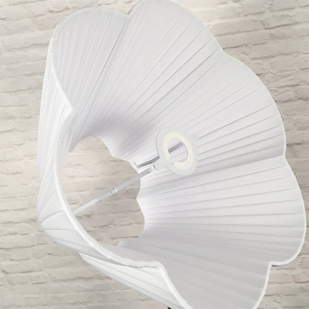 White Daisy Lampshade Interior